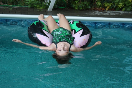 Emer just hangin' 2011.