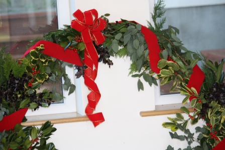 Lots of different textures in this wreath.