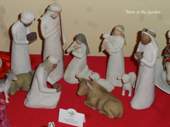 Christmas Crib Willow