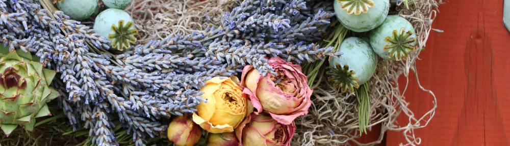 lavender wreath with roses and poppies
