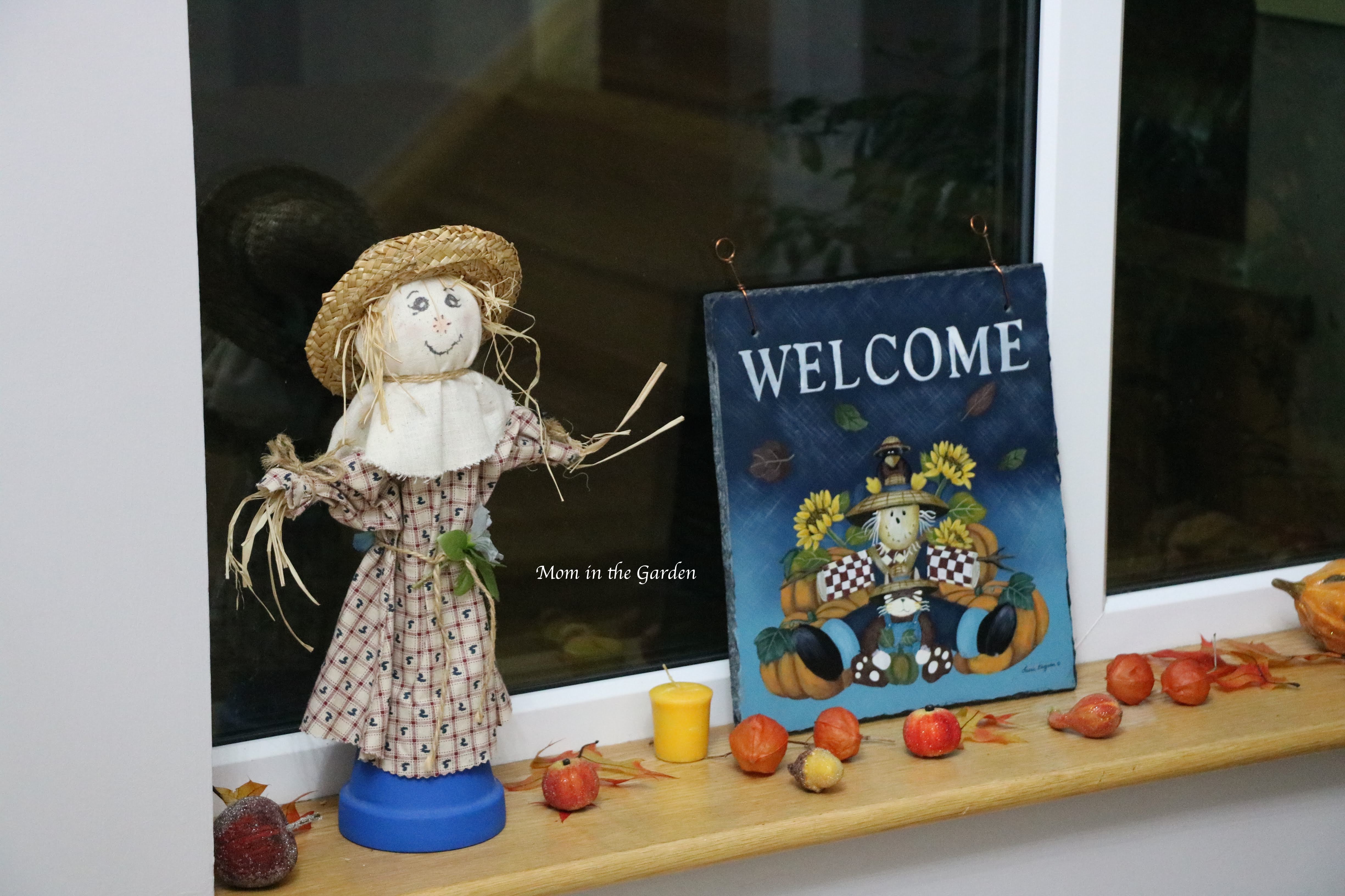 Mrs Hop's Scarecrow